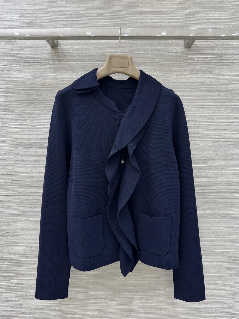 chr1st1an D10r outwear